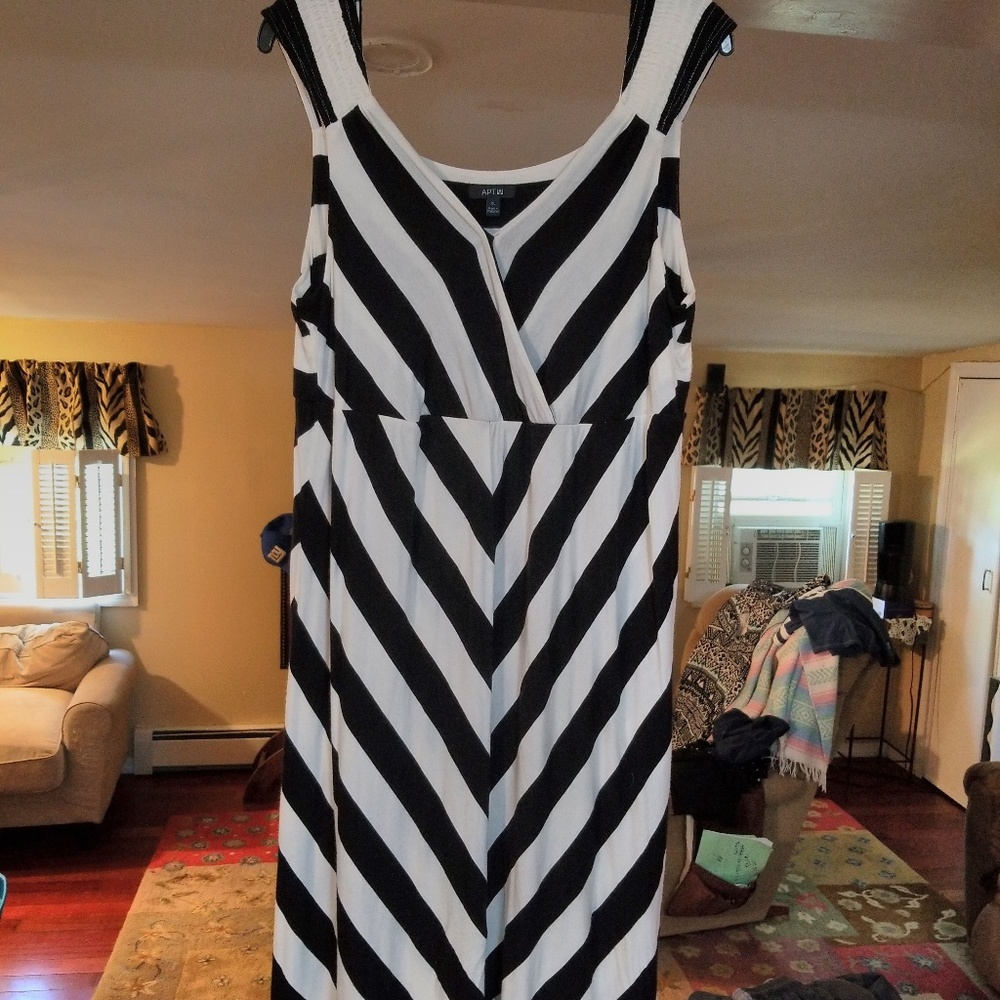 Black and white dress